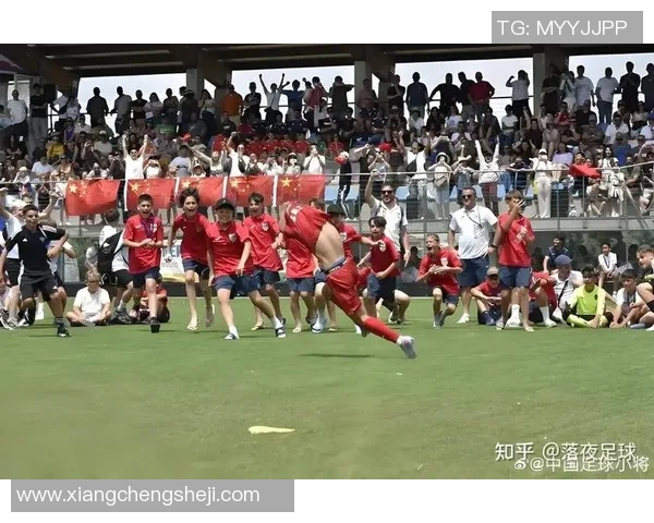 中国足球迷热议西班牙明星球员对中西足球交流的影响与启示
